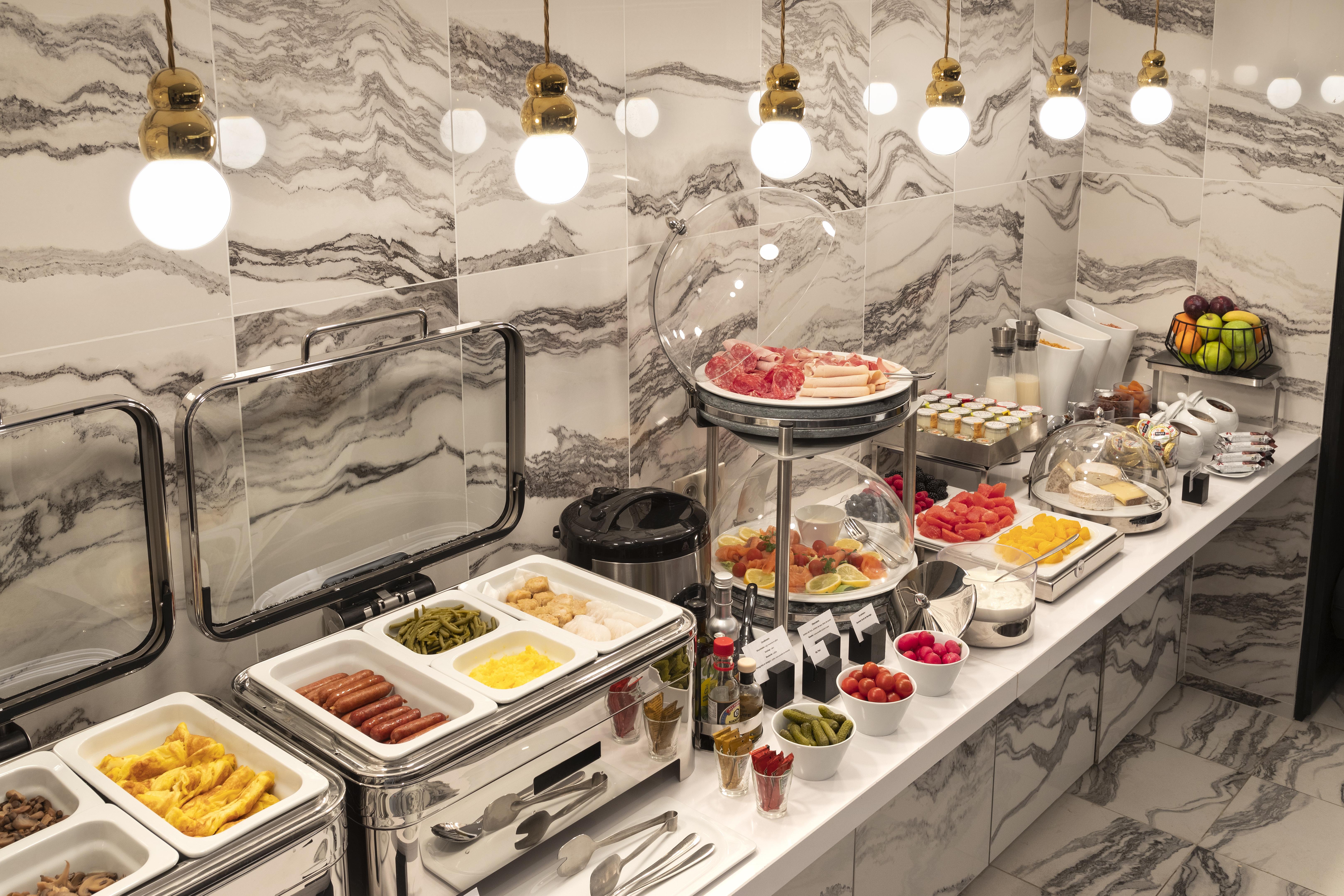 Hotel La Clef Champs-elysees By The Crest Collection 5*